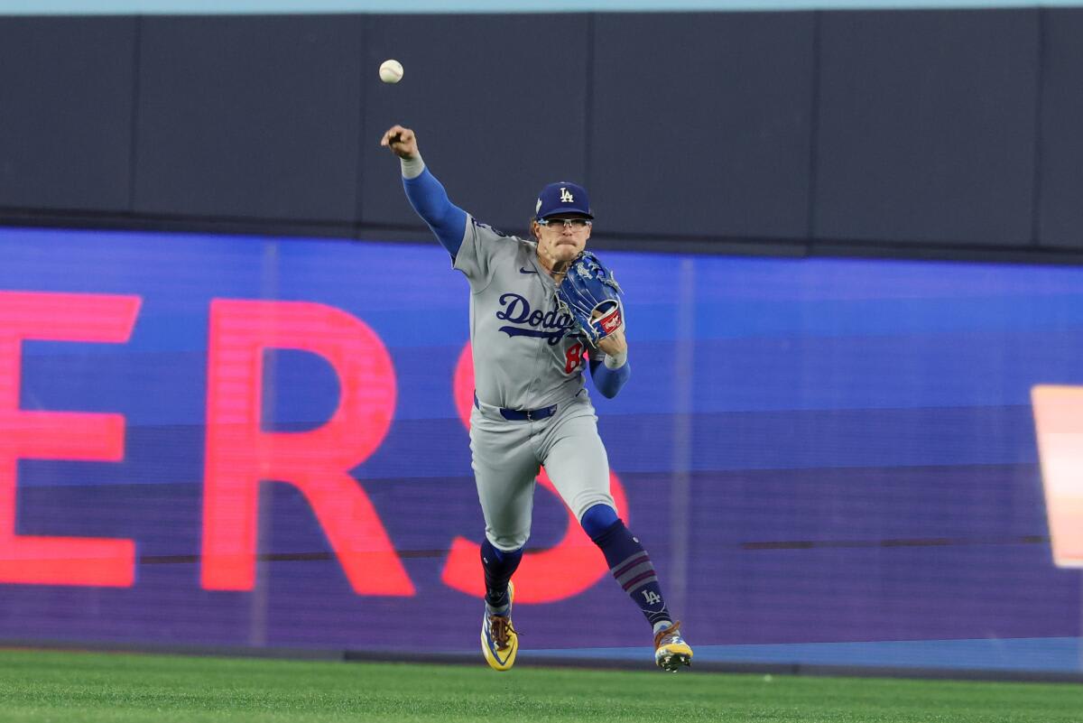 Kikes throw in game six
